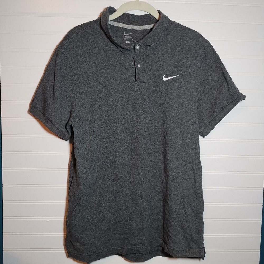 Nike Polo Gray Men's Size Medium Cotton Chest Logo Preppy Old Money Outdoors